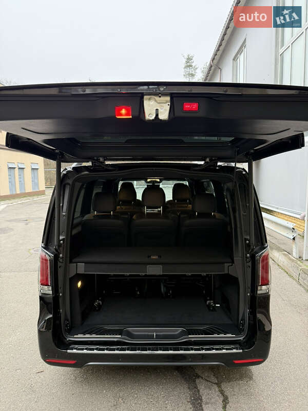 Минивэн Mercedes-Benz V-Class 2024 в Киеве