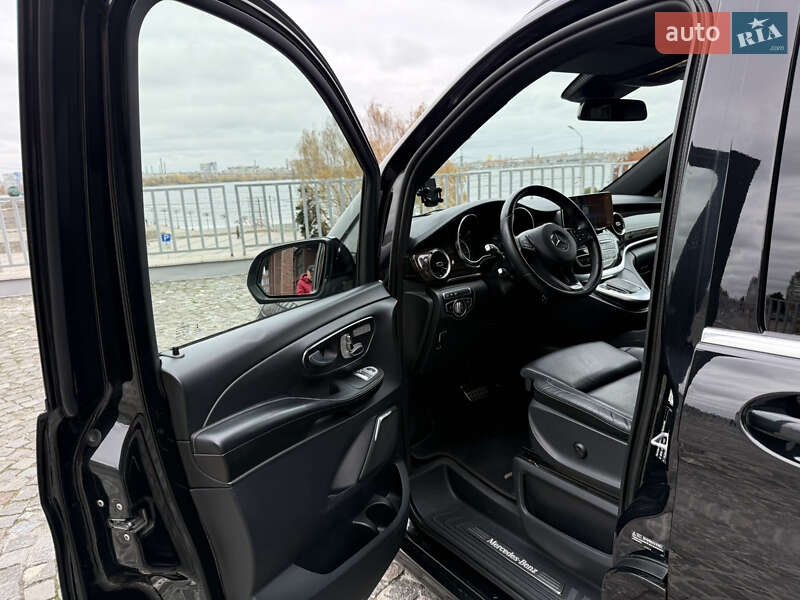 Минивэн Mercedes-Benz V-Class 2021 в Днепре