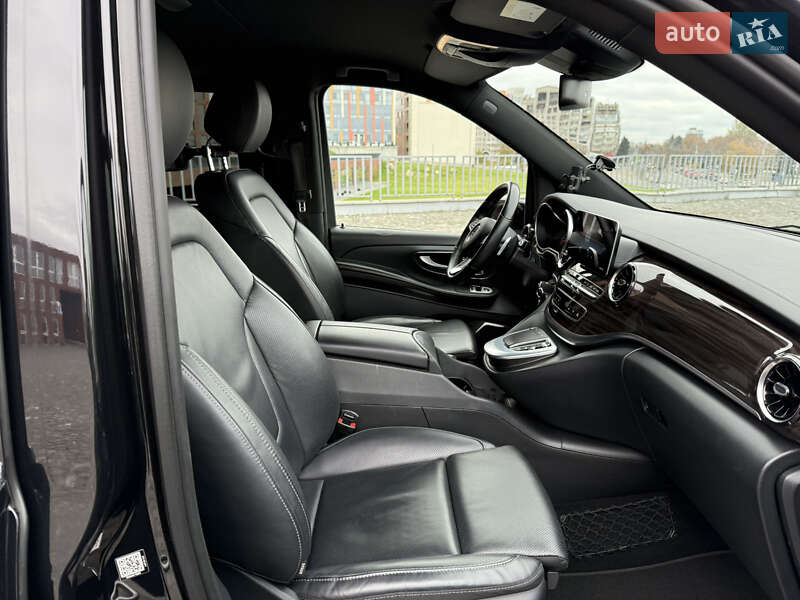 Минивэн Mercedes-Benz V-Class 2021 в Днепре