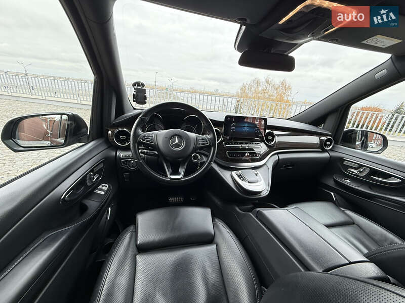 Минивэн Mercedes-Benz V-Class 2021 в Днепре