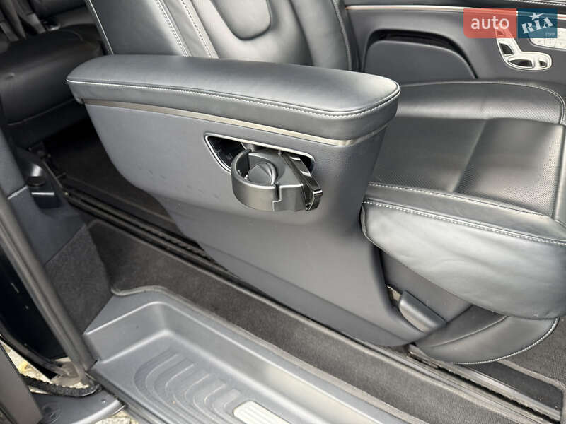 Минивэн Mercedes-Benz V-Class 2021 в Днепре