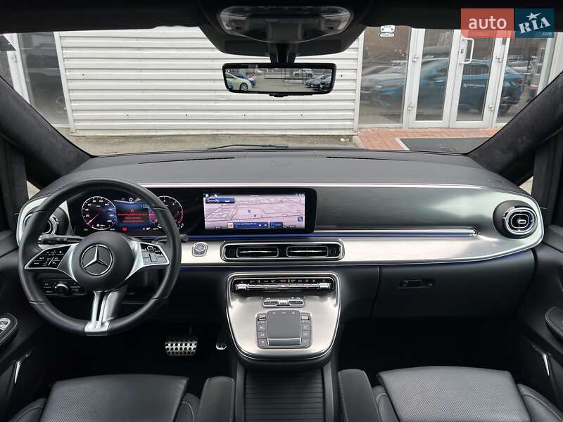 Минивэн Mercedes-Benz V-Class 2024 в Киеве