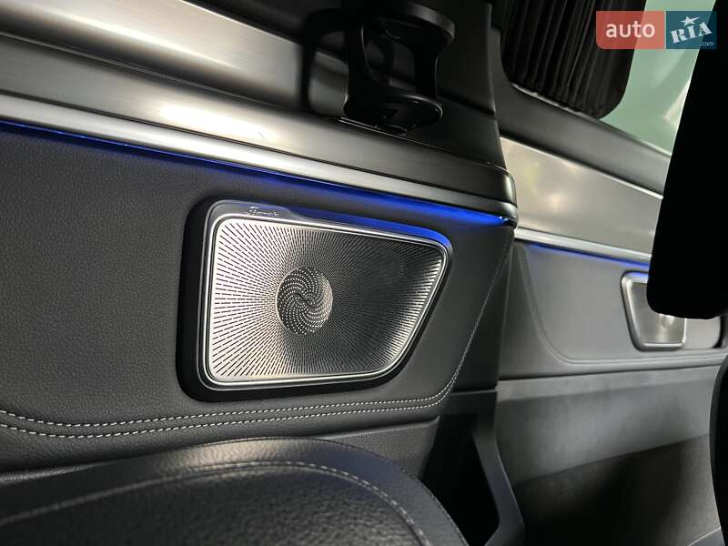 Минивэн Mercedes-Benz V-Class 2024 в Киеве
