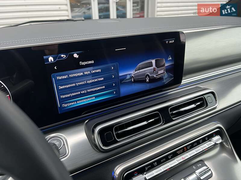 Минивэн Mercedes-Benz V-Class 2024 в Киеве