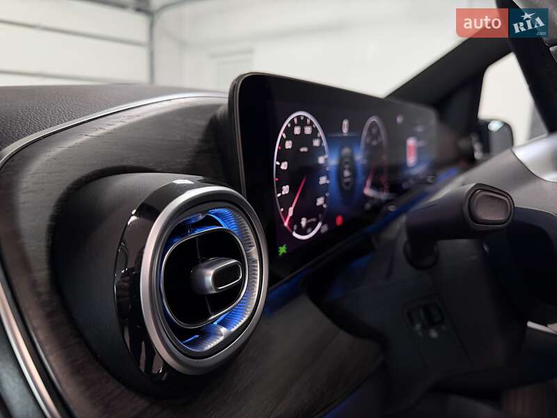 Мінівен Mercedes-Benz V-Class 2024 в Тернополі фото 31 Мінівен Mercedes-Benz V-Class 2024 в Тернополі