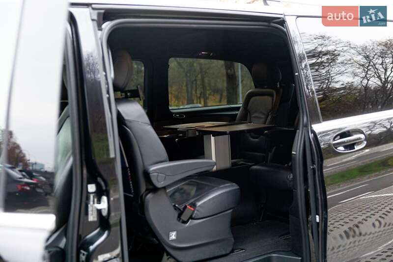 Минивэн Mercedes-Benz V-Class 2015 в Киеве