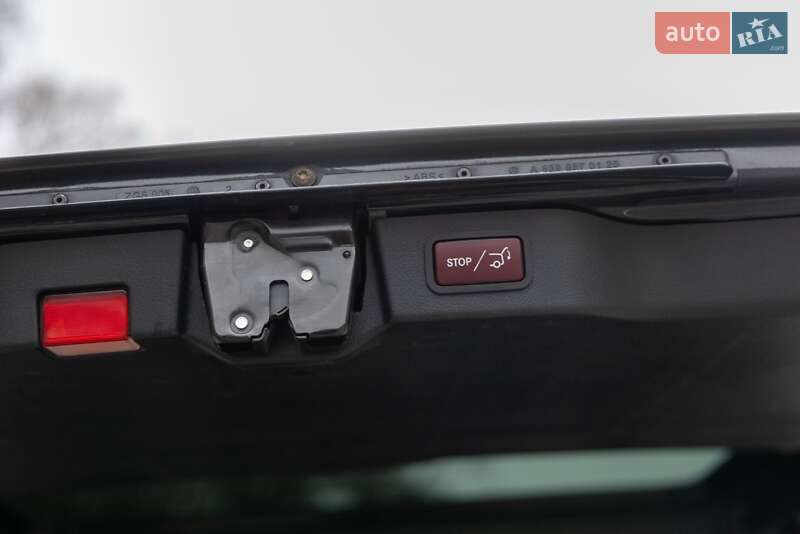 Минивэн Mercedes-Benz V-Class 2015 в Киеве