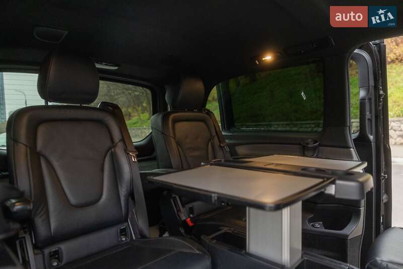 Минивэн Mercedes-Benz V-Class 2015 в Киеве