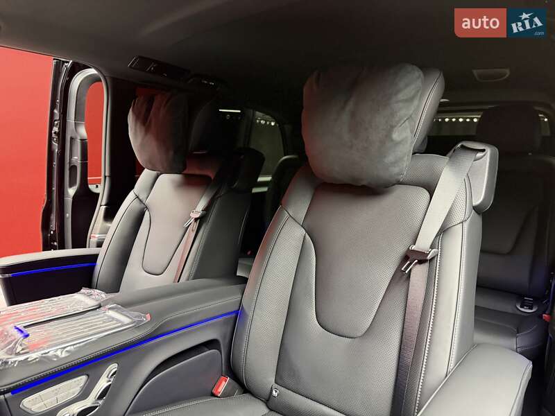 Минивэн Mercedes-Benz V-Class 2025 в Киеве