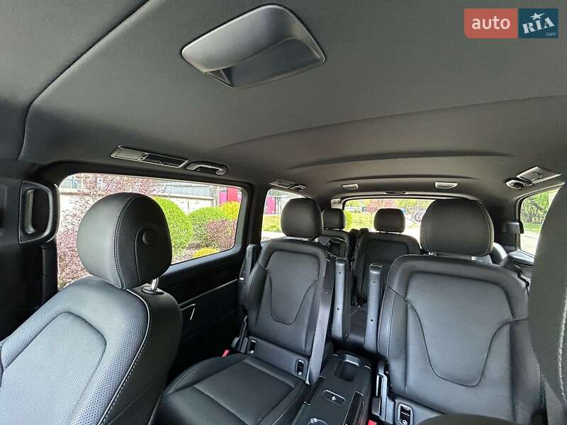Мінівен Mercedes-Benz V-Class 2022 в Києві