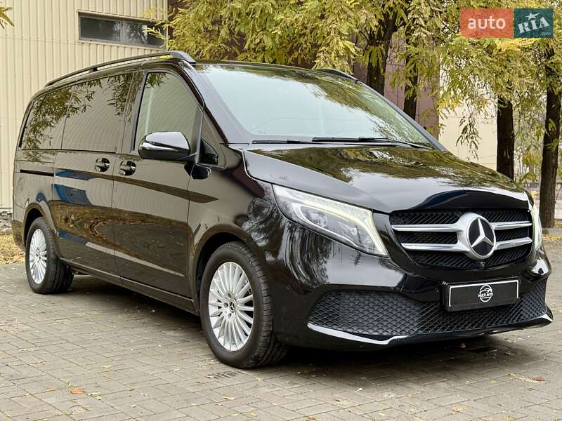 Мінівен Mercedes-Benz V-Class 2020 в Дніпрі