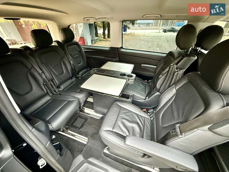 Мінівен Mercedes-Benz V-Class 2020 в Дніпрі