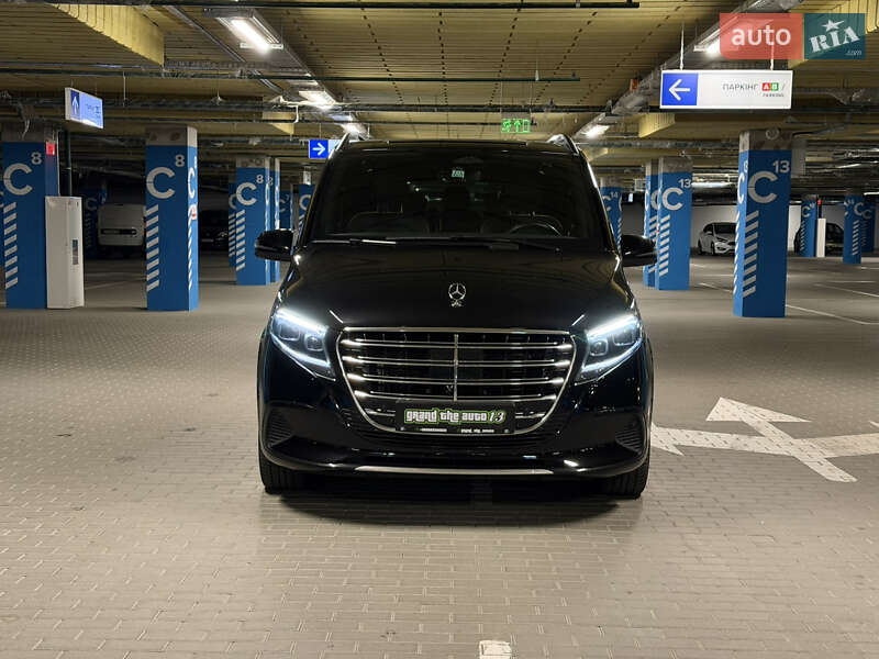 Мінівен Mercedes-Benz V-Class 2024 в Києві фото 8 Мінівен Mercedes-Benz V-Class 2024 в Києві