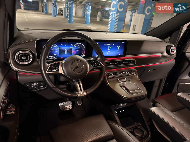 Мінівен Mercedes-Benz V-Class 2024 в Києві фото 13 Мінівен Mercedes-Benz V-Class 2024 в Києві