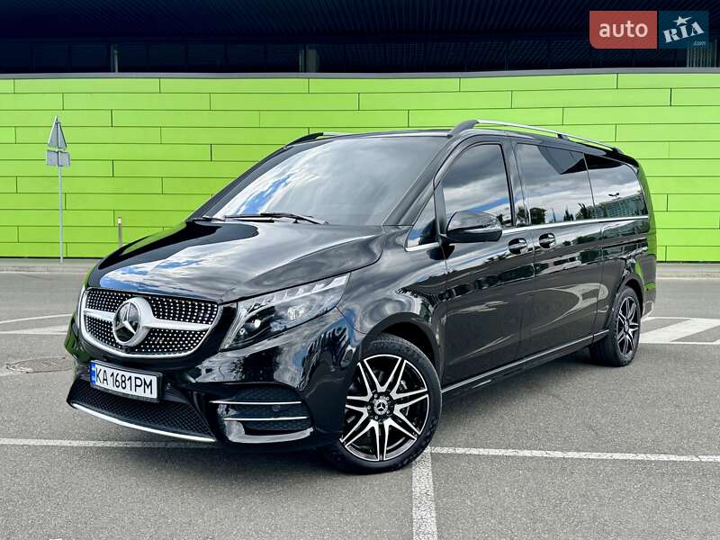 Минивэн Mercedes-Benz V-Class 2023 в Киеве