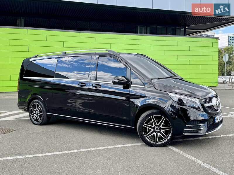 Минивэн Mercedes-Benz V-Class 2023 в Киеве