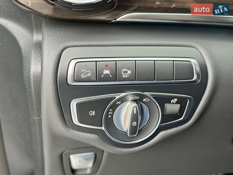 Минивэн Mercedes-Benz V-Class 2023 в Киеве