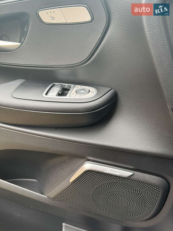 Мінівен Mercedes-Benz V-Class 2022 в Миколаєві