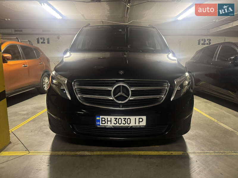 Минивэн Mercedes-Benz V-Class 2016 в Одессе