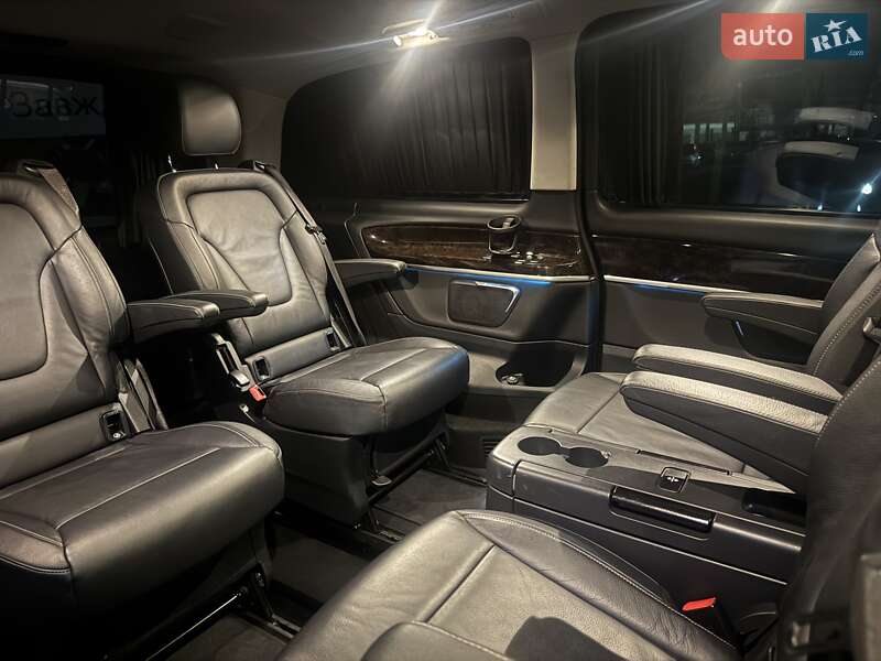 Минивэн Mercedes-Benz V-Class 2016 в Одессе