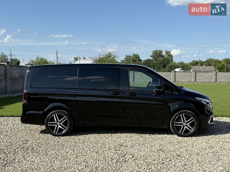 Мінівен Mercedes-Benz V-Class 2022 в Коломиї