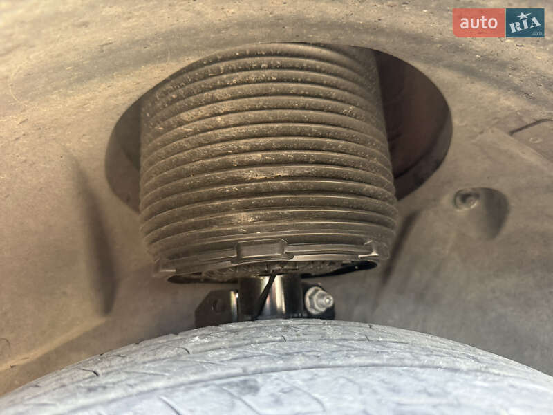 Мінівен Mercedes-Benz V-Class 2022 в Коломиї