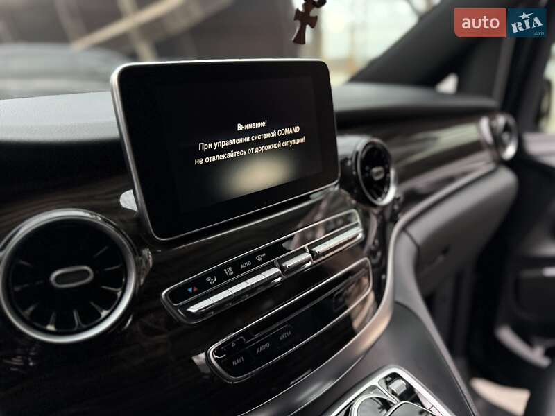 Мінівен Mercedes-Benz V-Class 2020 в Одесі