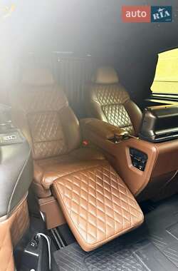 Минивэн Mercedes-Benz V-Class 2015 в Киеве