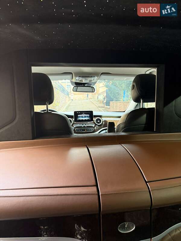 Минивэн Mercedes-Benz V-Class 2015 в Киеве