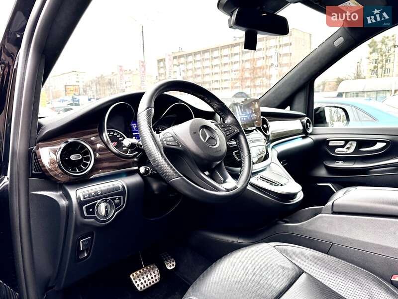 Мінівен Mercedes-Benz V-Class 2021 в Києві фото 16 Мінівен Mercedes-Benz V-Class 2021 в Києві