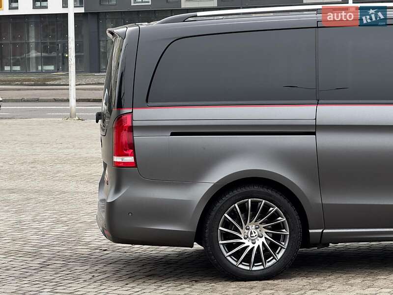 Минивэн Mercedes-Benz V-Class 2017 в Харькове