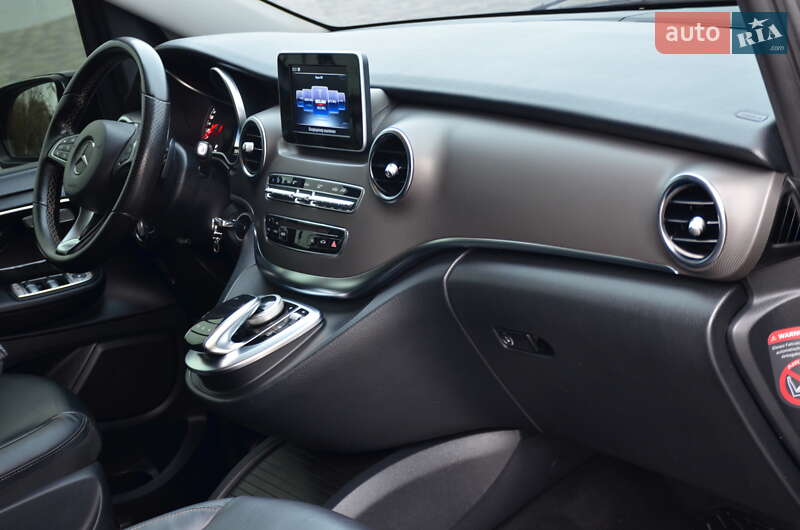 Мінівен Mercedes-Benz V-Class 2015 в Дніпрі