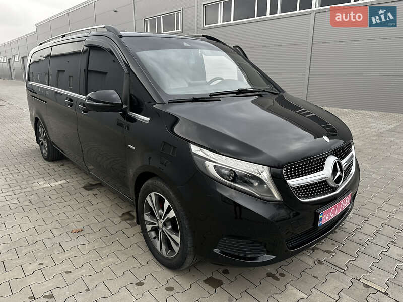 Минивэн Mercedes-Benz V-Class 2016 в Ивано-Франковске фото 24 Минивэн Mercedes-Benz V-Class 2016 в Ивано-Франковске