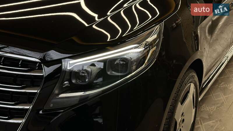 Мінівен Mercedes-Benz V-Class 2025 в Ужгороді