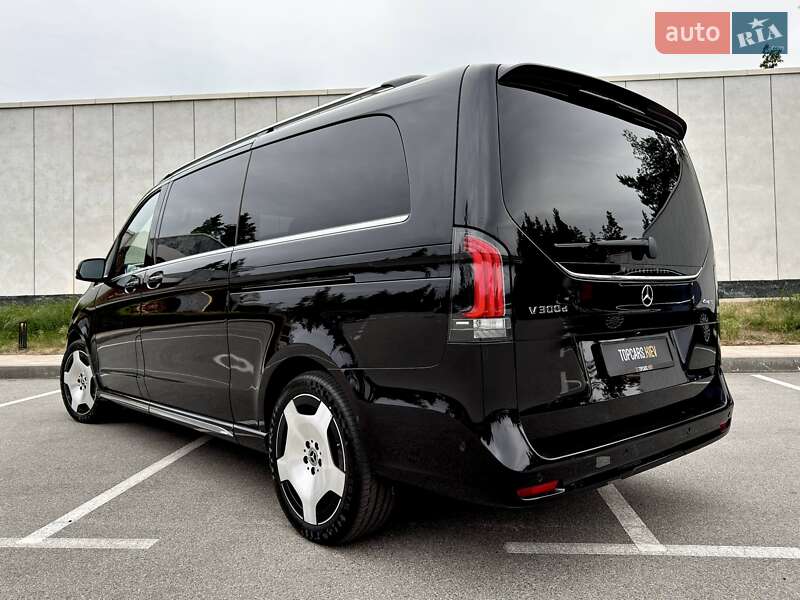 Мінівен Mercedes-Benz V-Class 2024 в Києві
