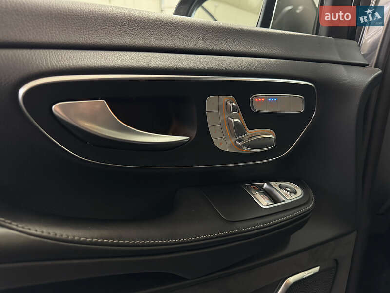 Минивэн Mercedes-Benz V-Class 2020 в Львове фото 24 Минивэн Mercedes-Benz V-Class 2020 в Львове