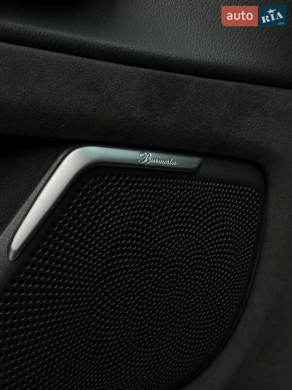 Минивэн Mercedes-Benz V-Class 2020 в Львове фото 35 Минивэн Mercedes-Benz V-Class 2020 в Львове