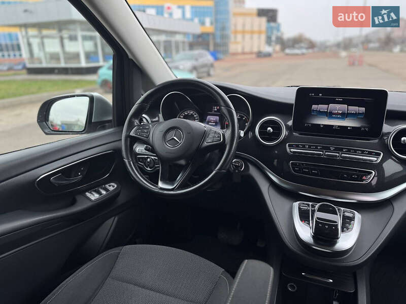 Мінівен Mercedes-Benz V-Class 2016 в Харкові