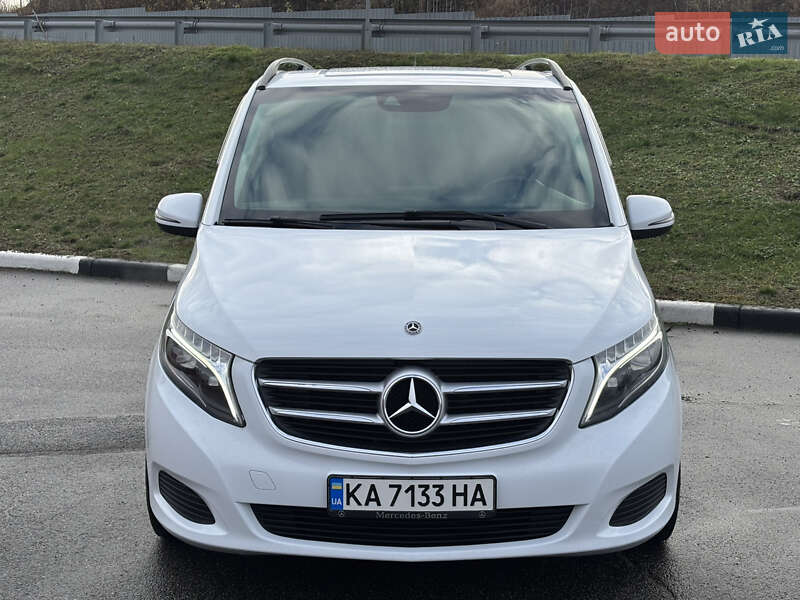 Мінівен Mercedes-Benz V-Class 2017 в Києві