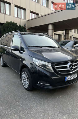 Минивэн Mercedes-Benz V-Class 2016 в Киеве
