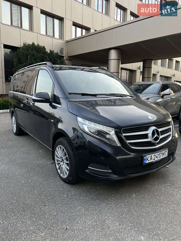 Mercedes-Benz V-Class 2016