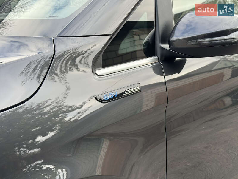 Минивэн Mercedes-Benz V-Class 2021 в Киеве фото 11 Минивэн Mercedes-Benz V-Class 2021 в Киеве