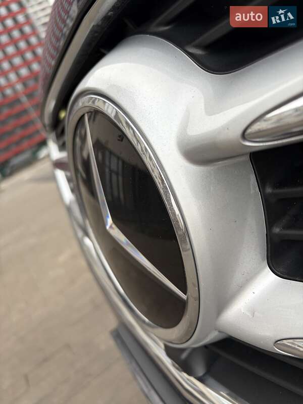 Минивэн Mercedes-Benz V-Class 2018 в Киеве фото 2 Минивэн Mercedes-Benz V-Class 2018 в Киеве