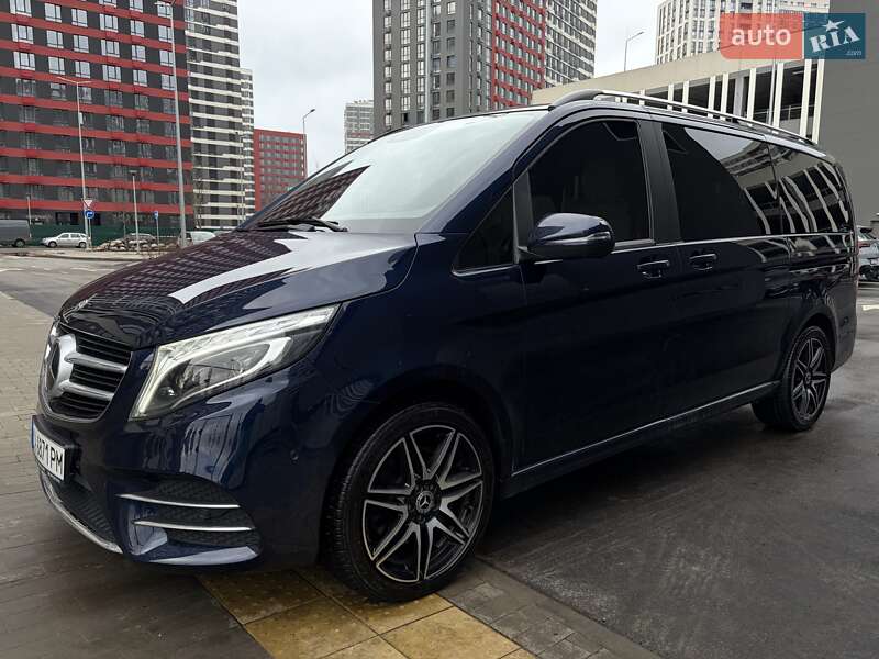 Минивэн Mercedes-Benz V-Class 2018 в Киеве фото 40 Минивэн Mercedes-Benz V-Class 2018 в Киеве