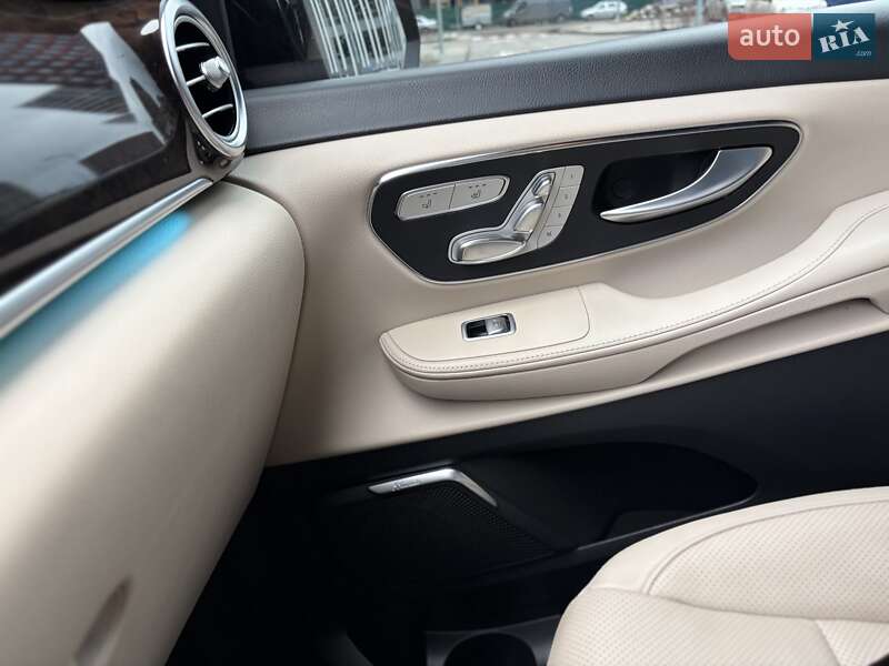 Минивэн Mercedes-Benz V-Class 2018 в Киеве фото 61 Минивэн Mercedes-Benz V-Class 2018 в Киеве