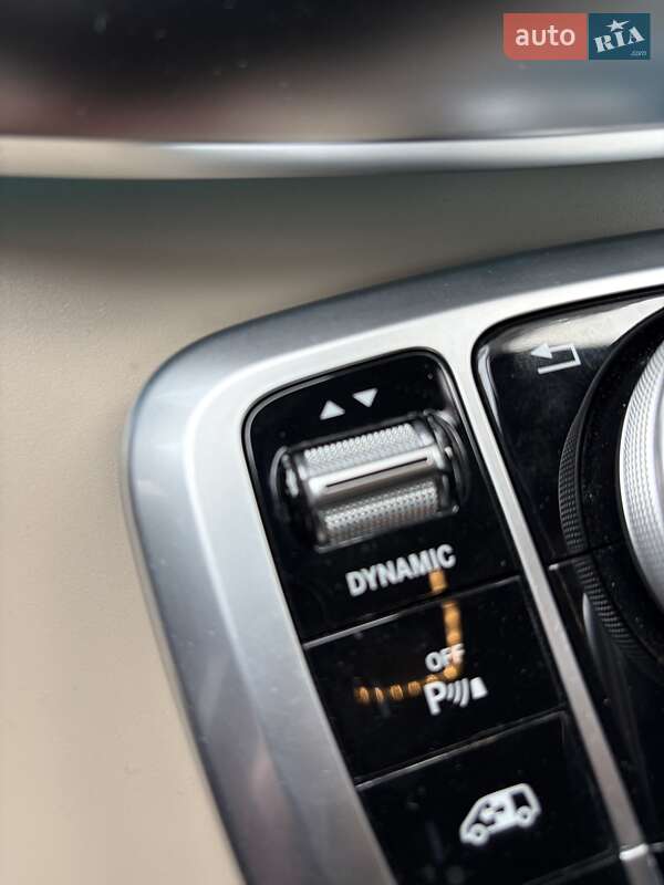 Минивэн Mercedes-Benz V-Class 2018 в Киеве фото 65 Минивэн Mercedes-Benz V-Class 2018 в Киеве