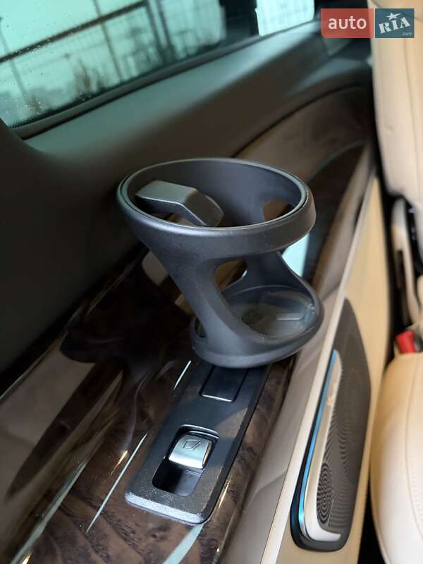 Минивэн Mercedes-Benz V-Class 2018 в Киеве фото 127 Минивэн Mercedes-Benz V-Class 2018 в Киеве