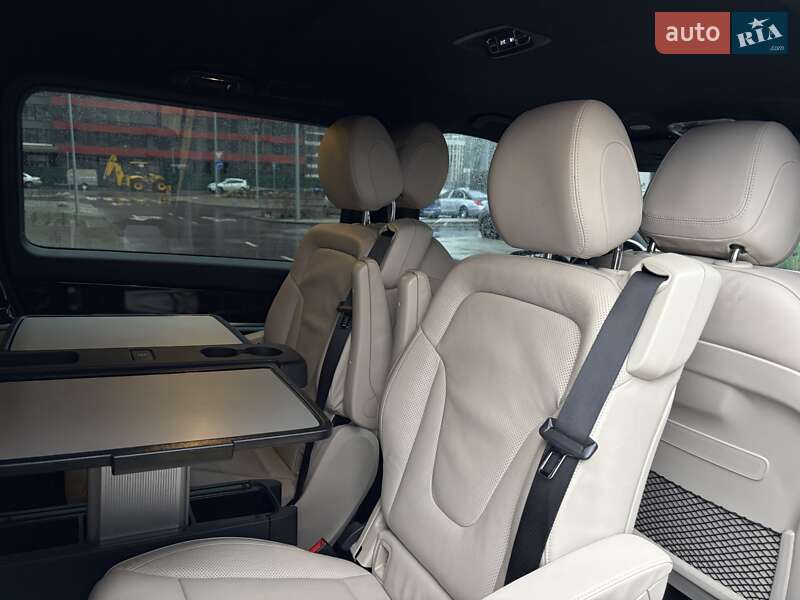 Минивэн Mercedes-Benz V-Class 2018 в Киеве фото 136 Минивэн Mercedes-Benz V-Class 2018 в Киеве