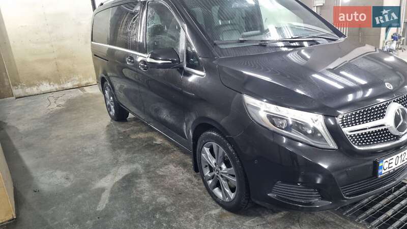 Минивэн Mercedes-Benz V-Class 2017 в Черновцах