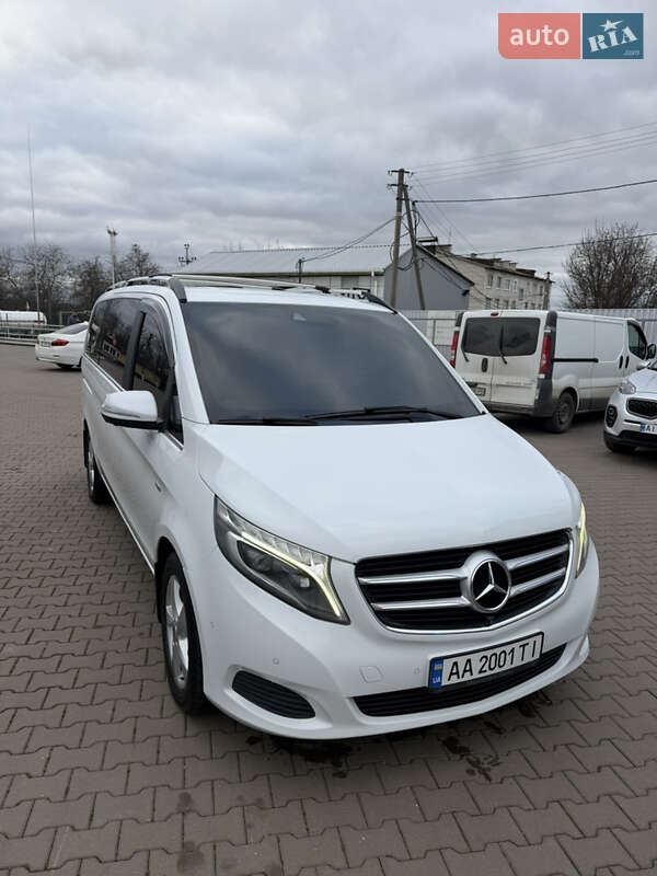 Mercedes-Benz V-Class 2016